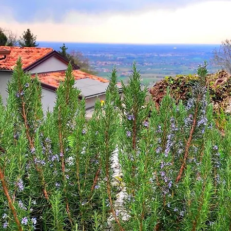 Kefiko, L'alloggio